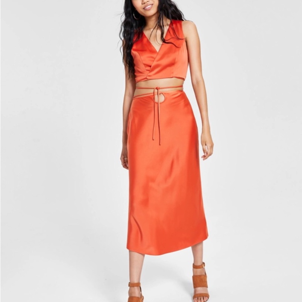 2-piece set perfect for summer!